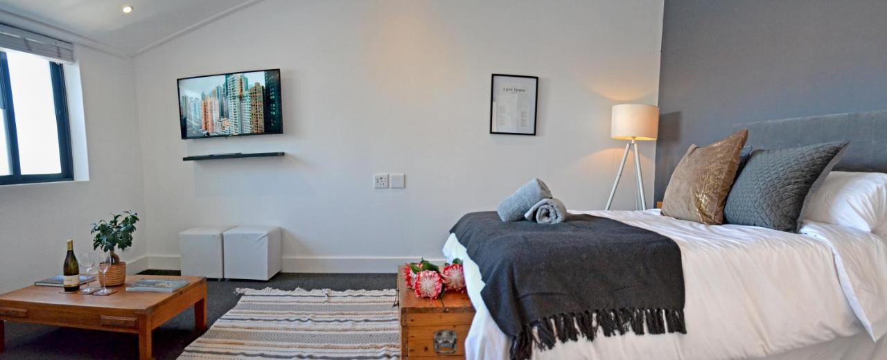 Central Modern Studio Apartment, Hermanus Waterfront Exterior foto